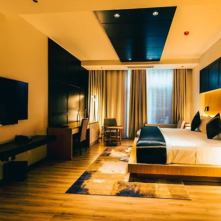 Blackwood Boutique Hotel And Apartments-2